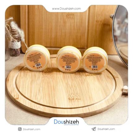 پودر فیکس طرح موز FAVOR BEAUTY