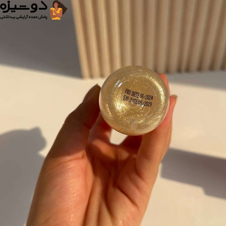 اسپری فیکس 019 مدل شاین دار SAS
