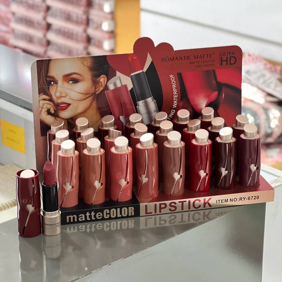 رژلب جامد 6720 رمانتیک Romantic matte