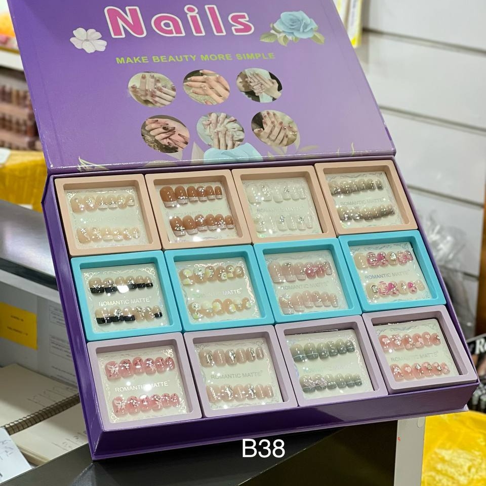 ناخن مصنوعی پینترستی استیکر دار B38