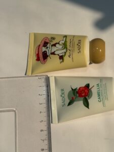 کرم دست میکس عروسک و گل سادور SADOER