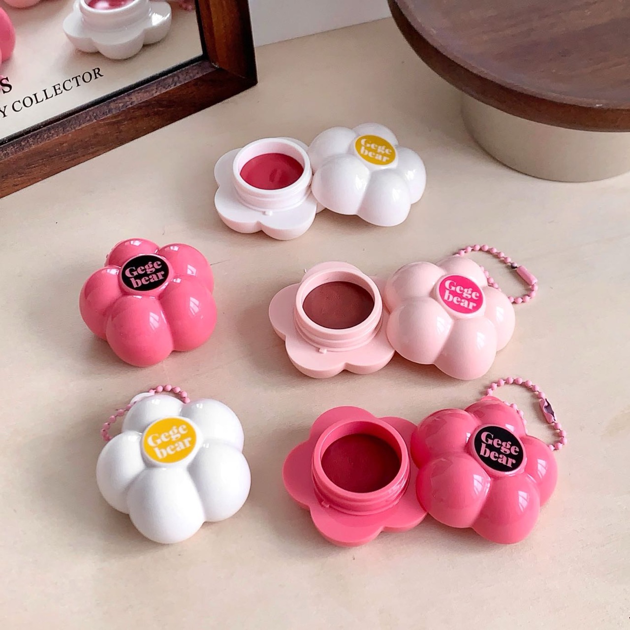 مربای لب و گونه خمیری 1503 طرح گل GeGe Bear