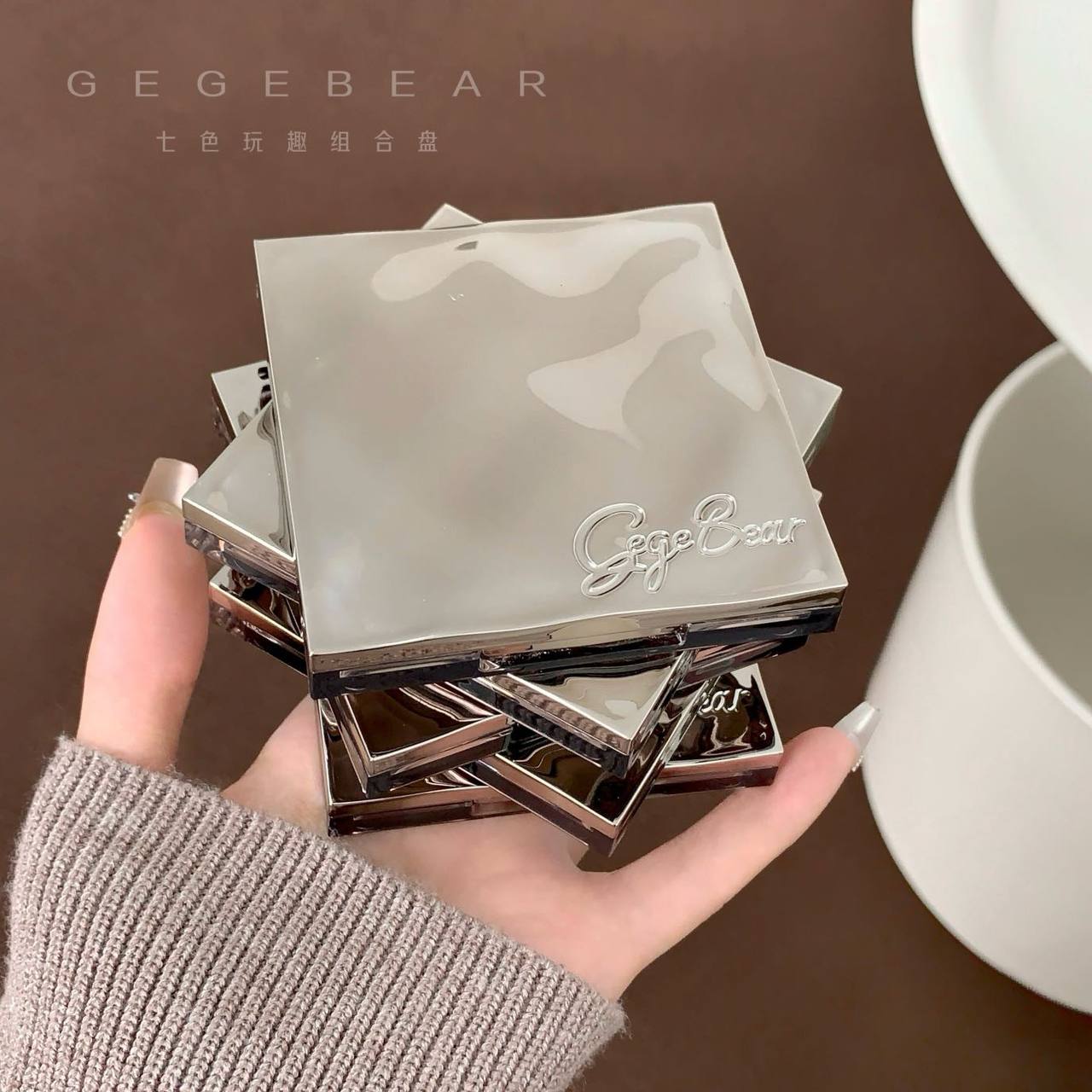 سایه چشم آینه ای 2098 هفت رنگ GeGe Bear